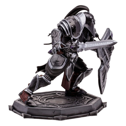 Human Paladin Warrior (Epic) World of Warcraft Posed Figure 15 cm