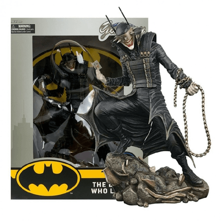 DC Comic Gallery PVC Statuetka Batman, który się śmieje 23 cm