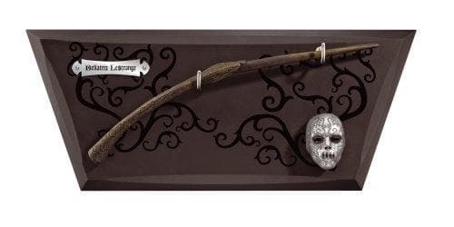 Bellatrix Lestrange Magic Wand with Wall Stands Harry Potter Noble  Collection Scala 1: 1 – poptoys.it