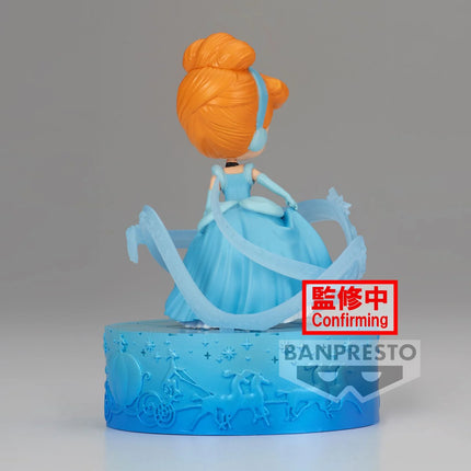 Cinderella Q Posker PVC Figure Disney 9 cm